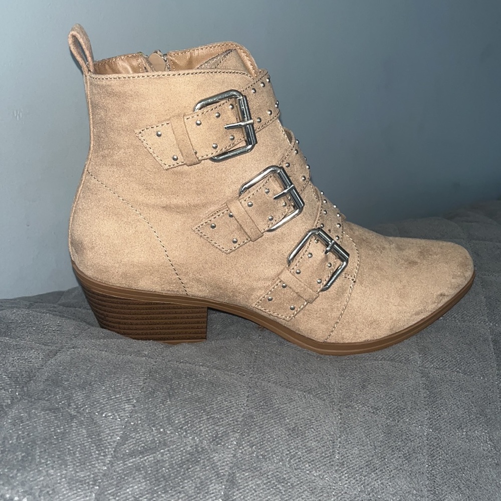 Brand new Just Fab Taupe Boots